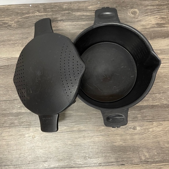 Pampered Chef Black Micro Cooker Large Microwave Steamer Strainer 2 Quart 2778 - Picture 13 of 16